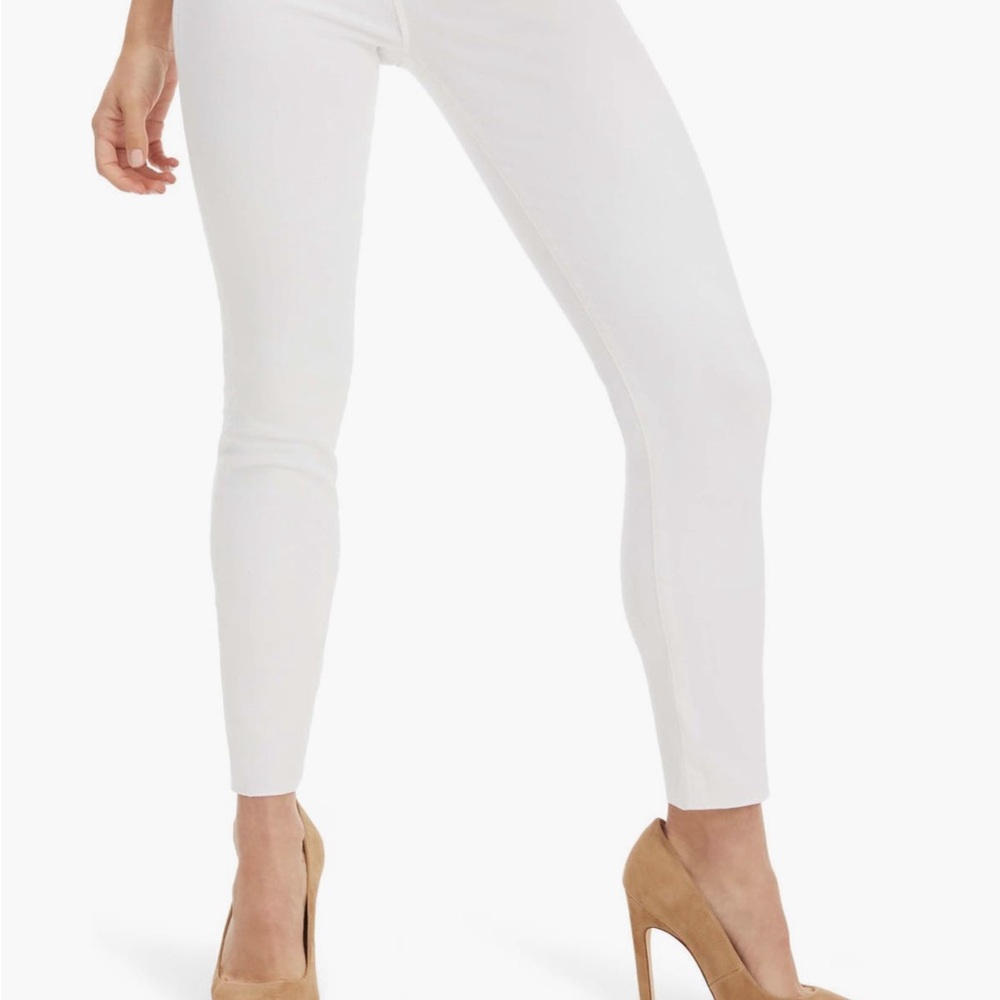 Good American Good Petite High Waist Raw Hem Skinny Jeans in White 2 / 26